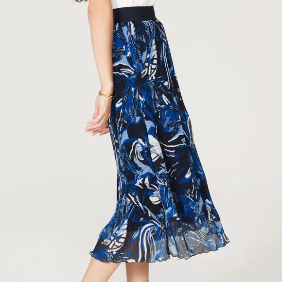 Boss Vapliso Elastic Waist Pleated Chiffon Midi Skirt Size 4 NWT - Picture 4 of 10